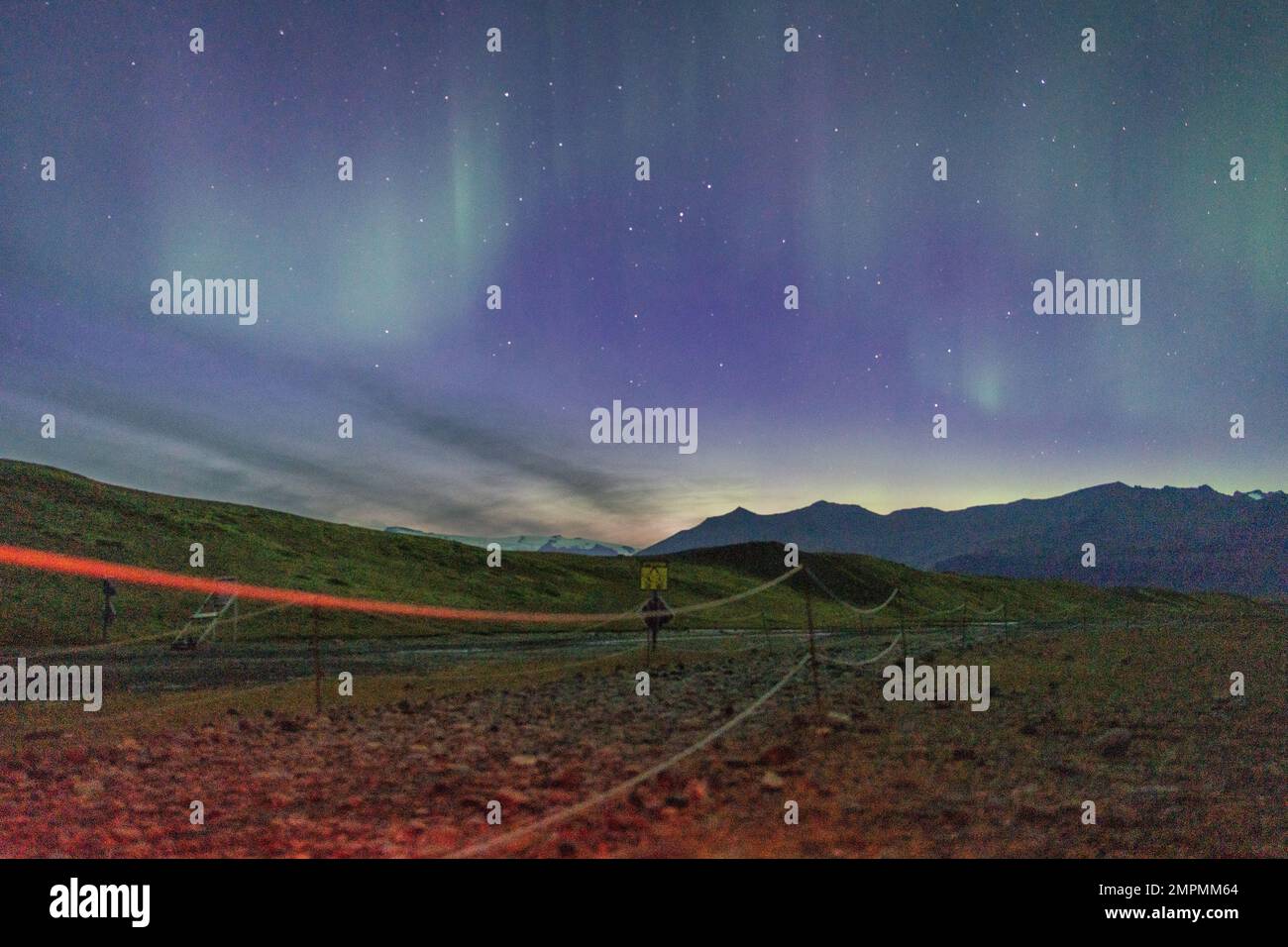 Aurora borealis sul cielo dell'Islanda Foto Stock
