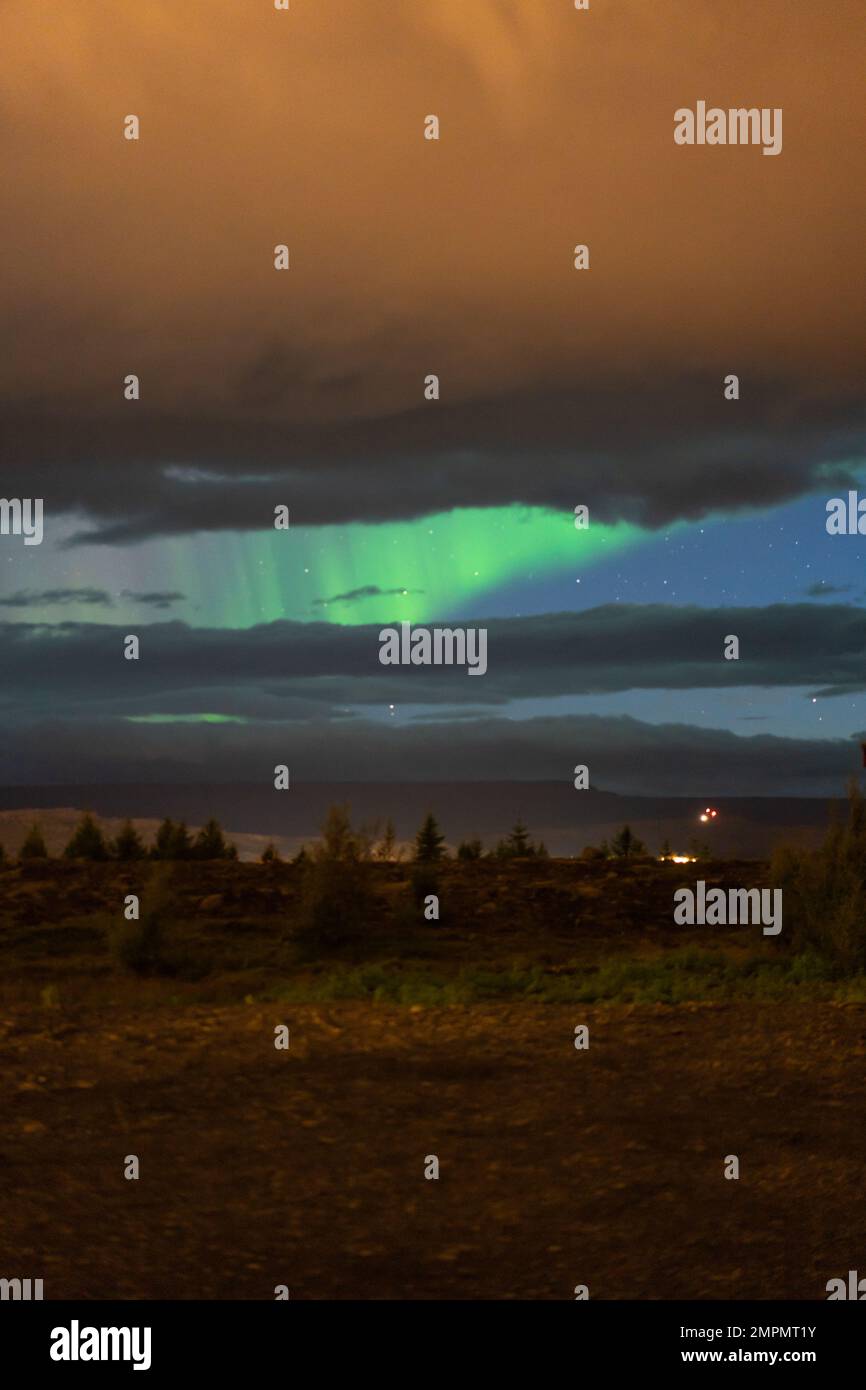 Aurora borealis sul cielo dell'Islanda Foto Stock