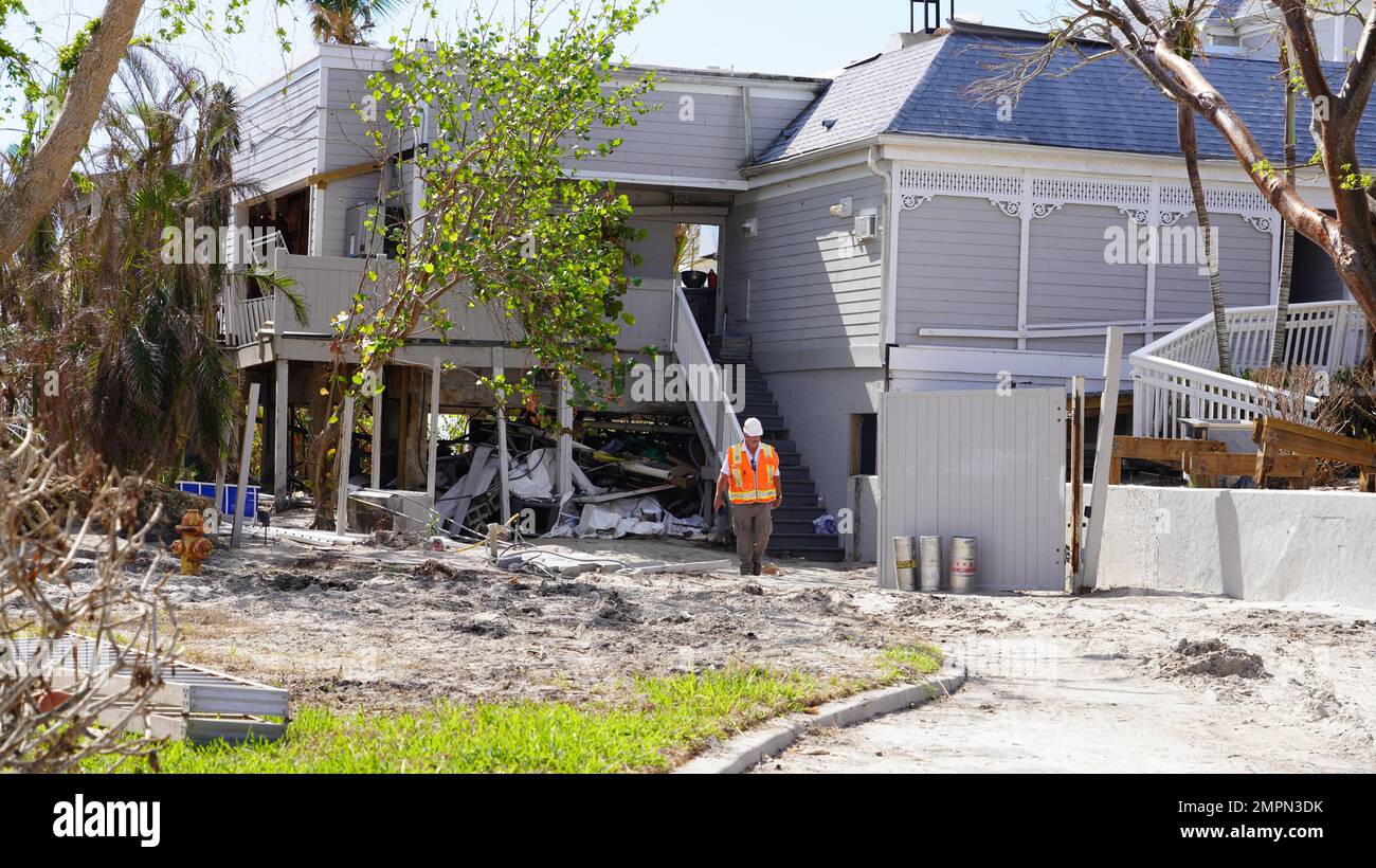 Fort Myers Beach, FL, USA--11/05/22--le case lungo il litorale sono distrutte dall'uragano Ian. Christine Gonsalves/FEMA Foto Stock