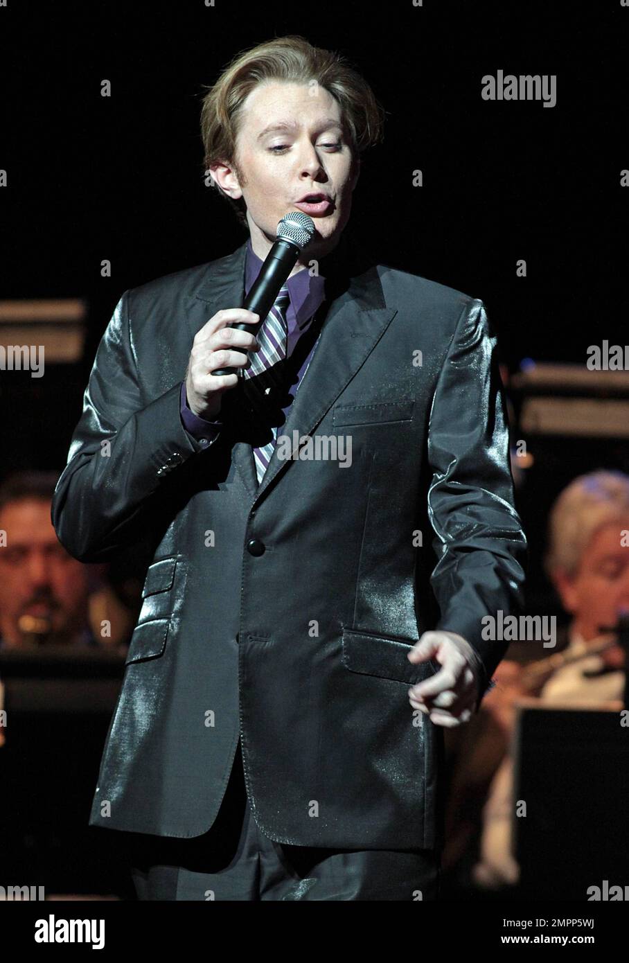 Clay Aiken si esibisce dal vivo in concerto presso il Durham Performing Arts Center. Durham, North Carolina. 29th novembre 2012. Foto Stock