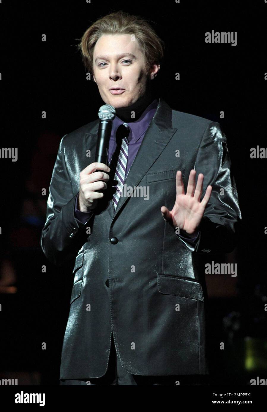 Clay Aiken si esibisce dal vivo in concerto presso il Durham Performing Arts Center. Durham, North Carolina. 29th novembre 2012. Foto Stock