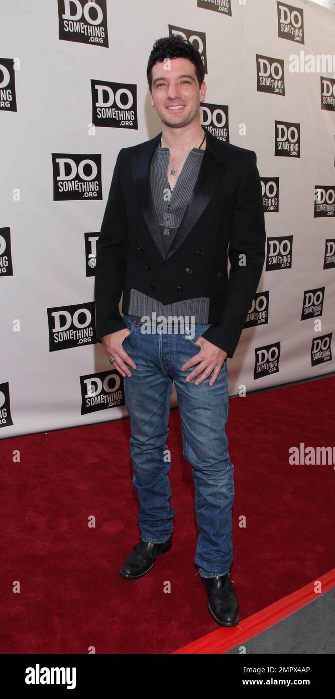 JC Chasez arriva per i Do Something Awards, la pre-festa per i Teen Choice Awards del 2008 in programma per domani, 3 agosto, al livello 3 di Hollywood, California. 8/2/08. Foto Stock