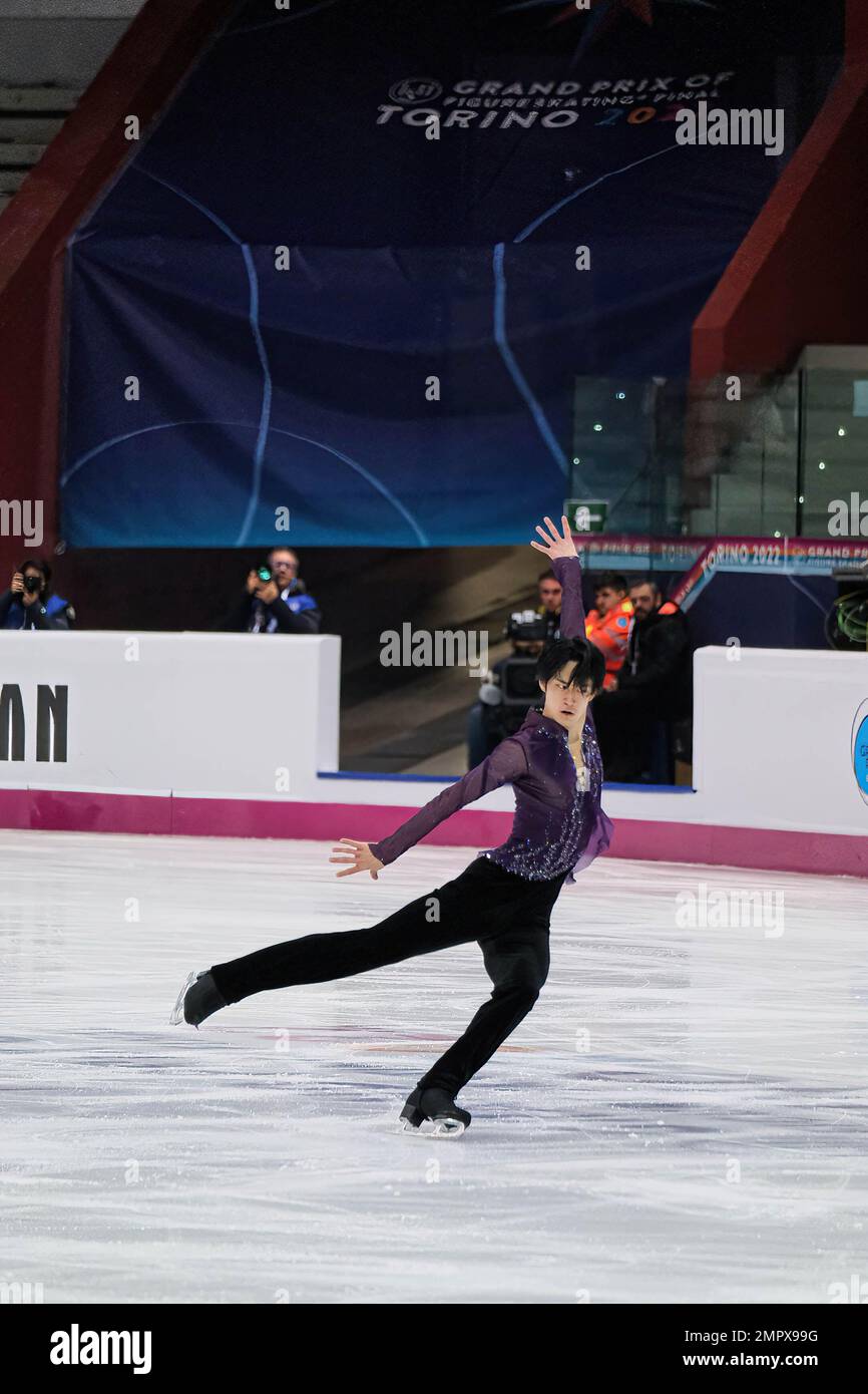 SOTA Yamamoto (JPN) si esibisce durante la Senior Men - Free Skating della ISU Grand Prix of Figure Skating Final di Torino a Palavela. Foto Stock