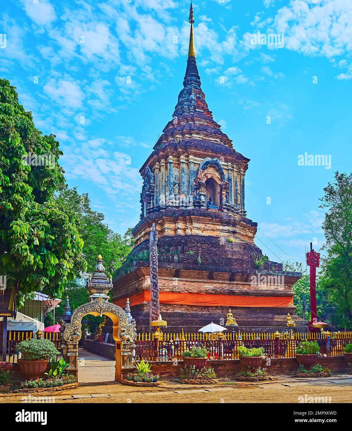 Conservato stile Lanna medievale Chedi di Wat Lok moli, Chiang mai, Thailandia Foto Stock