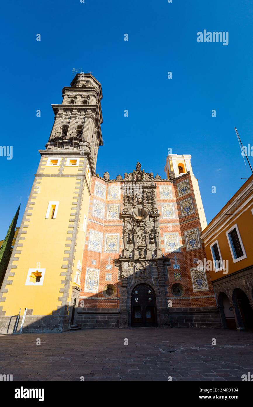 Bella architettura della chiesa del convento di San Francisco Puebla, Messico. Foto Stock