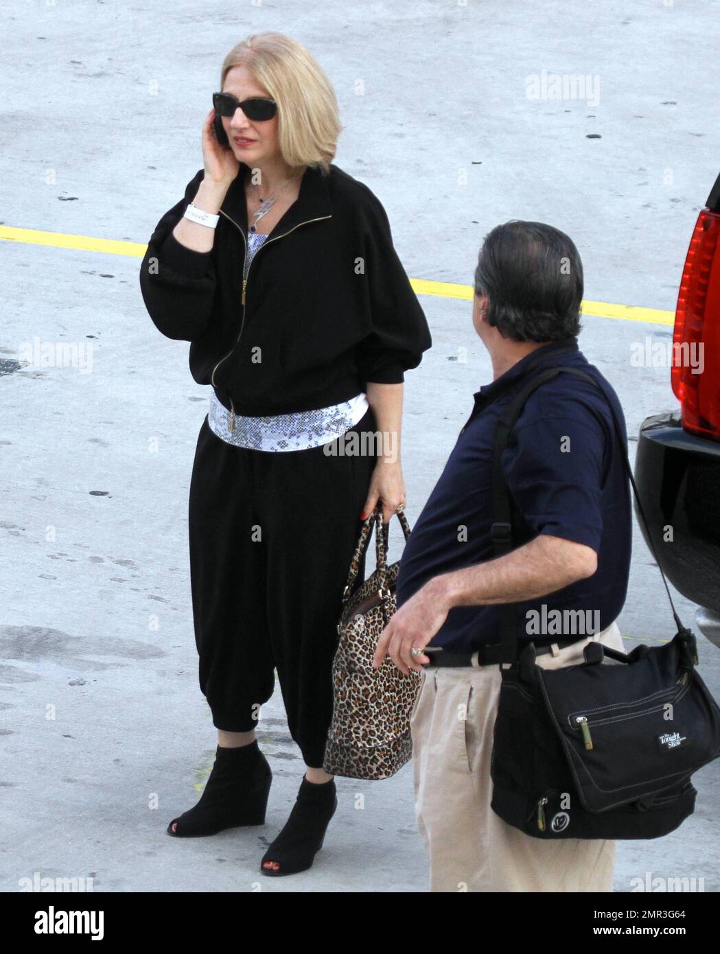 I genitori di Lady Gaga Cynthia e Joseph Germanotta arrivano al concerto di Lady Gaga all'American Airlines Arena di Miami, Florida. 4/13/11. Foto Stock