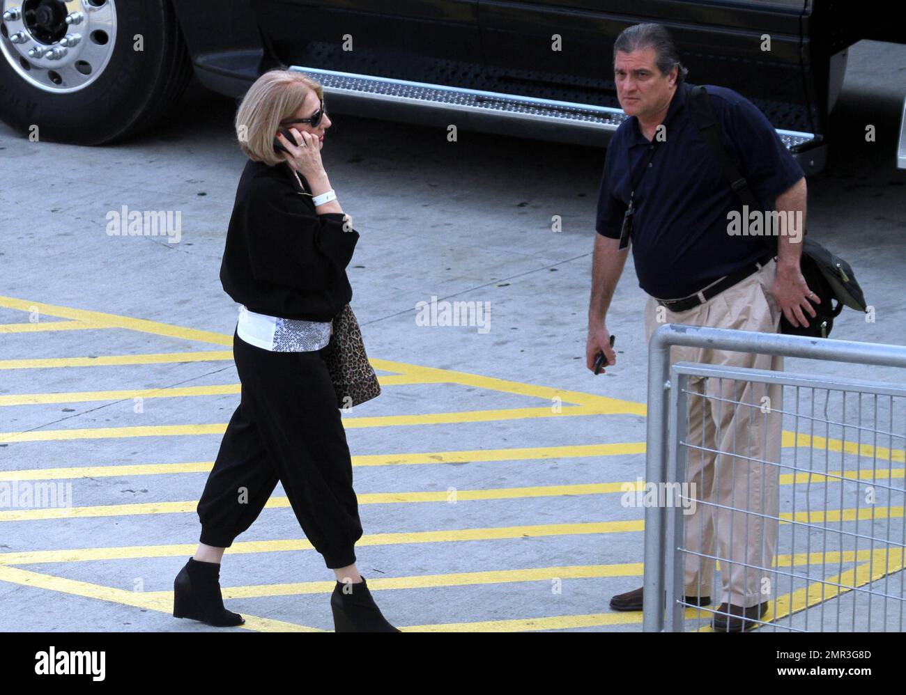 I genitori di Lady Gaga Cynthia e Joseph Germanotta arrivano al concerto di Lady Gaga all'American Airlines Arena di Miami, Florida. 4/13/11. Foto Stock