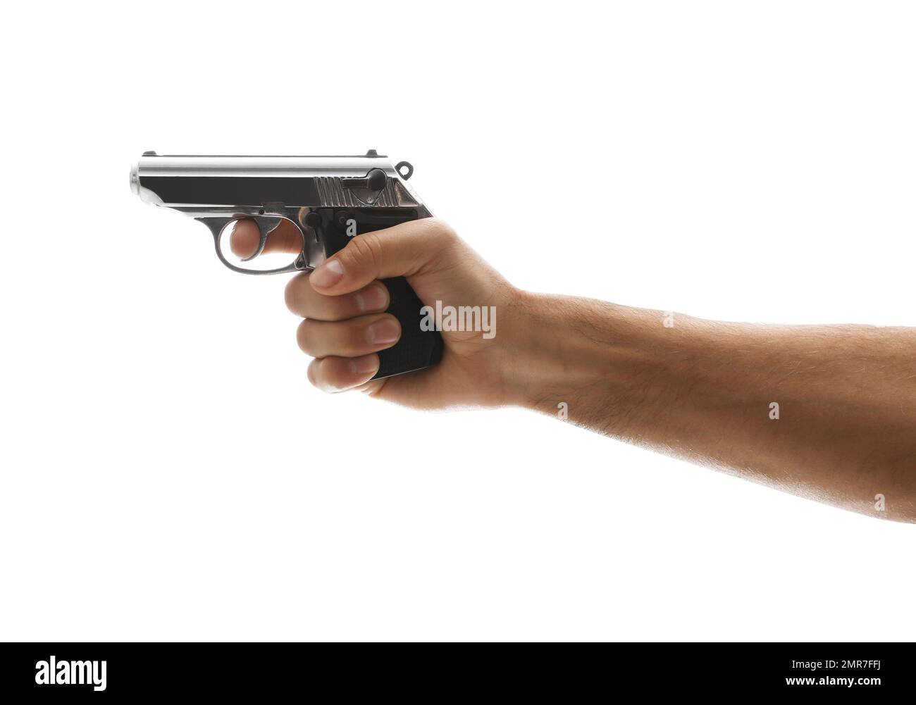 Killer professionale con pistola su sfondo bianco, primo piano Foto Stock
