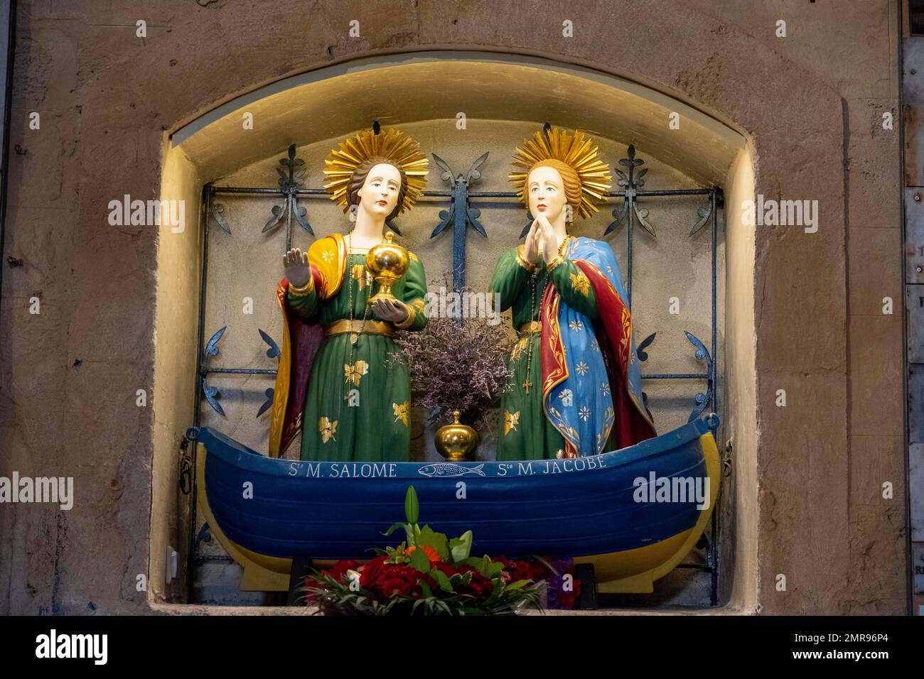 Saint Mary Cleopha e Mary Salome di Galilea in barca, Saintes-Maries-de-la-Mer, Camargue, Bocche del Rodano, Provenza-Alpi-Costa Azzurra, A sud di P. Foto Stock