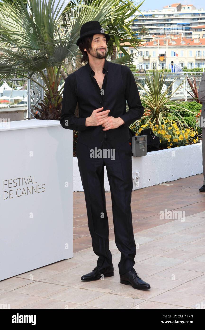 Adrien Brody alla prima di 'Midnight in Paris' al Festival di Cannes. Parigi, Francia. 05/11/11. Foto Stock