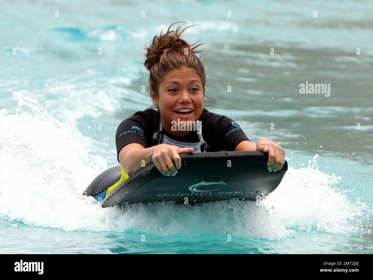 Esclusivo!! Miss Teen USA Hilary Cruz al Dolphin Cay di Atlantis, Paradise Island alle Bahamas 06/13/08. Foto Stock