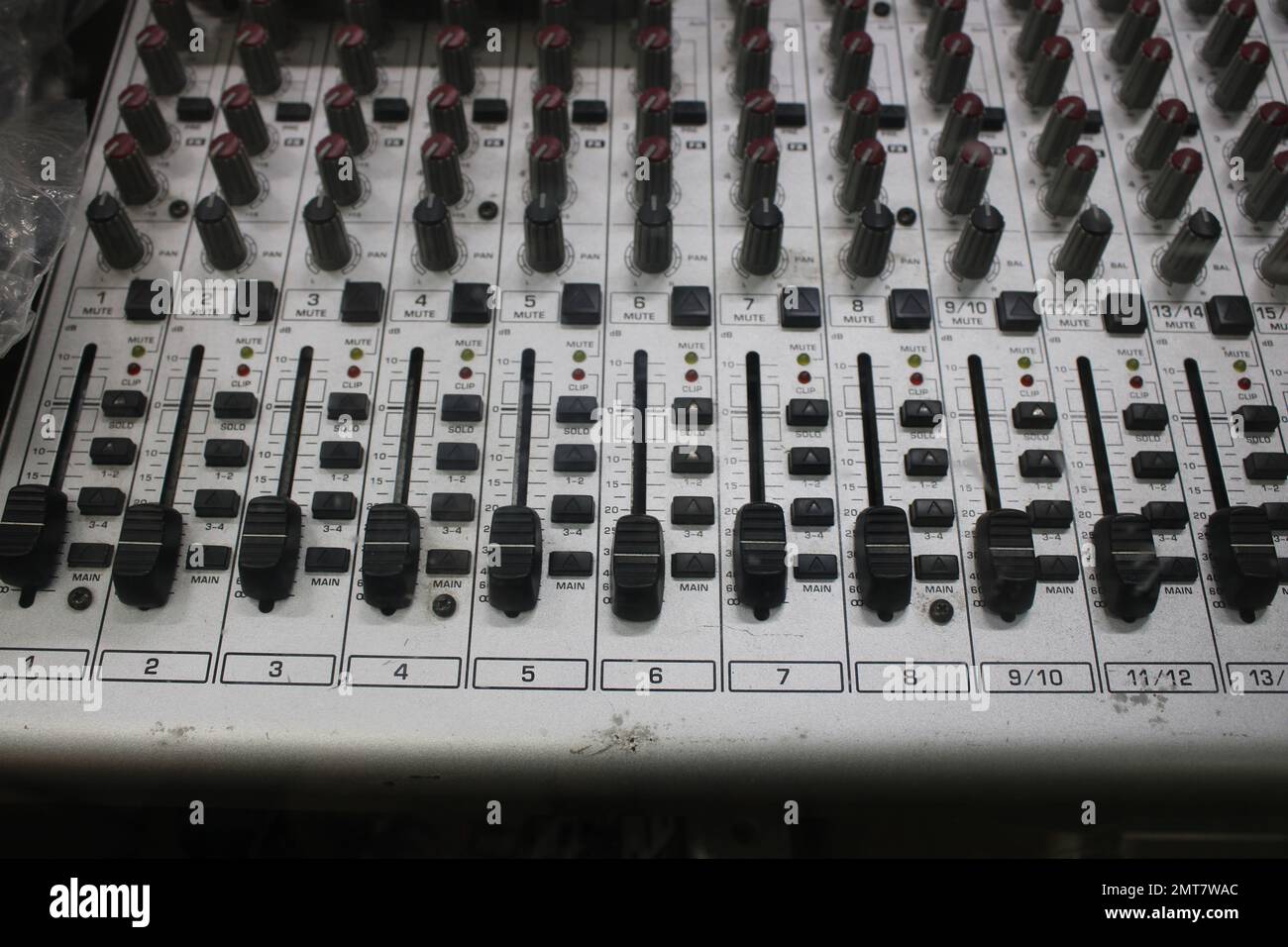 Scheda di controllo del suono musicale, in studio di registrazione Foto Stock