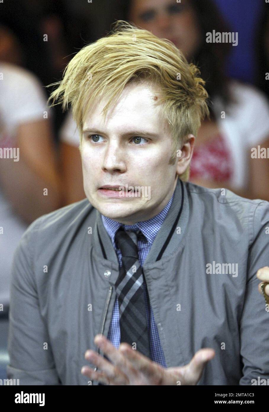 Fall out Boy's Patrick Stump maks e apparizione su molta Musica a Toronto, ON. 9th agosto 2011. Foto Stock