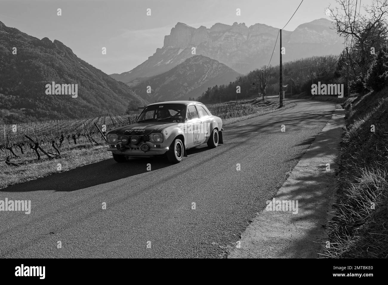 SAILLANS, FRANCIA, 30 gennaio 2023 : il Rally storico di Monte-Carlo corre sulle strade del Sud della Francia. Questa edizione del 25rd ospita 280 team con molti Foto Stock