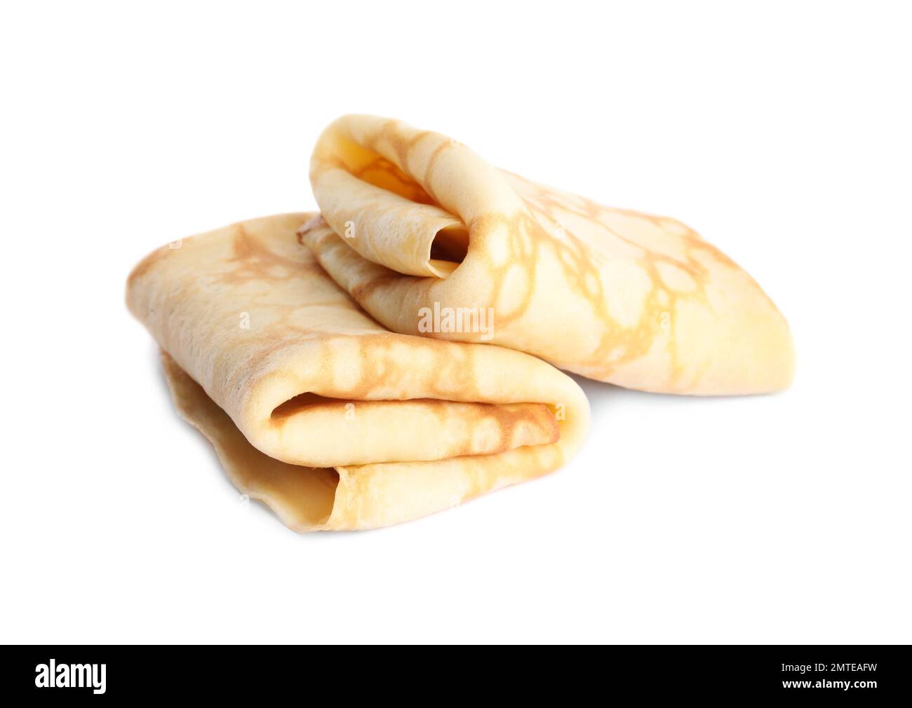 Pancake freschi e sottili piegati isolati sul bianco Foto Stock