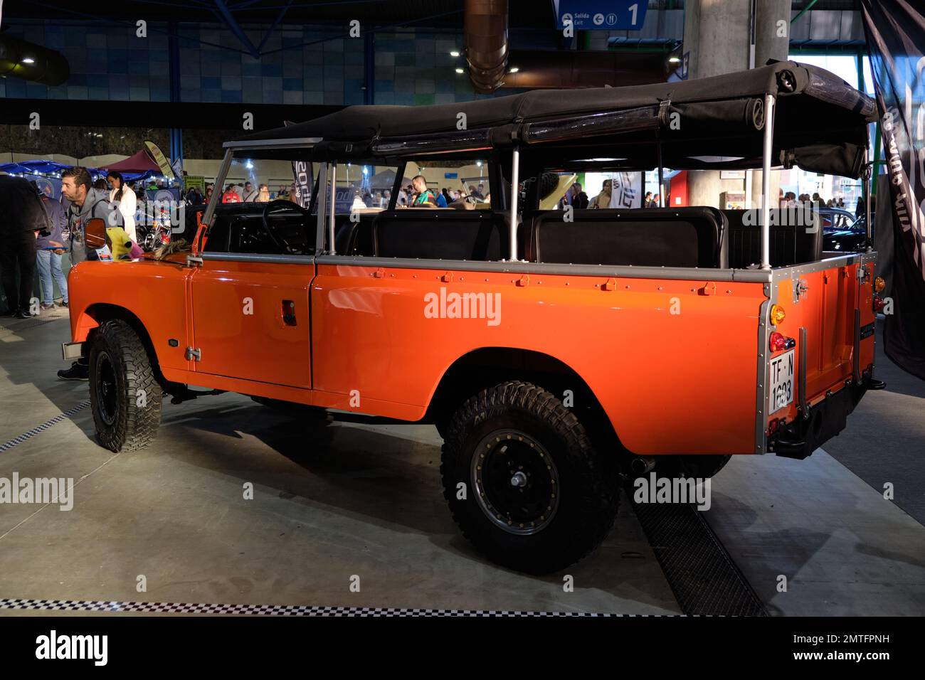 1981 Land Rover Santana al retro Málaga 2023, Spagna. Foto Stock