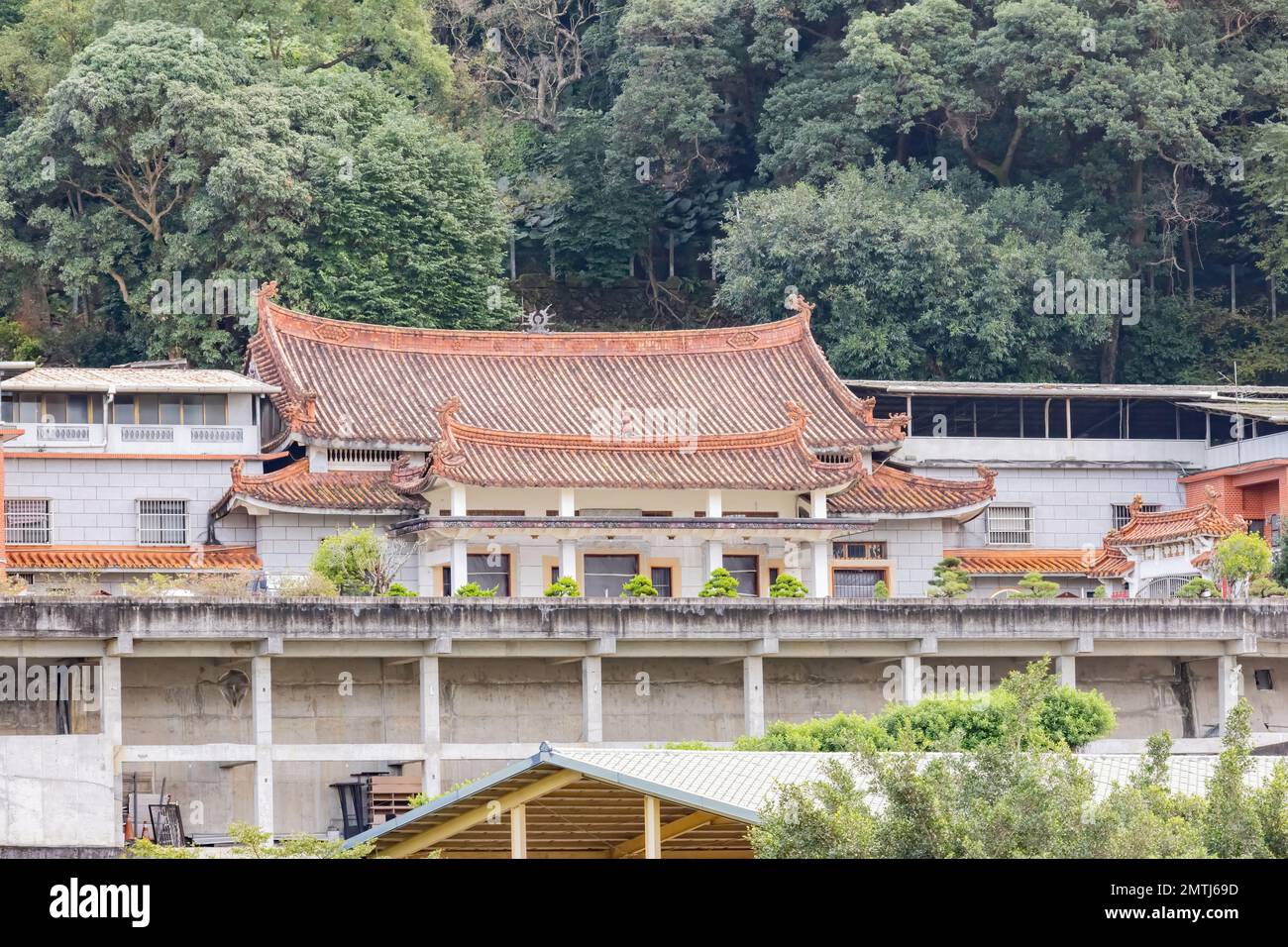 Vista diurna del Tempio di Zhaoming a Taipei, Taiwan Foto Stock