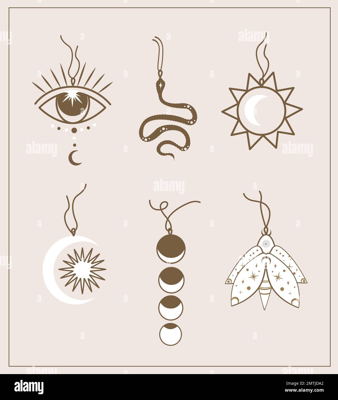 Set di ciondoli esoterici.Collezione di simboli magici set.elementi mistici,simboli magici witchcraft serpente,mezzaluna,occhio,fasi lunari,farfalla insetto,sole v Foto Stock Set di ciondoli esoterici.Collezione di simboli magici set.elementi mistici,simboli magici witchcraft serpente,mezzaluna,occhio,fasi lunari,farfalla insetto,sole v Foto Stock