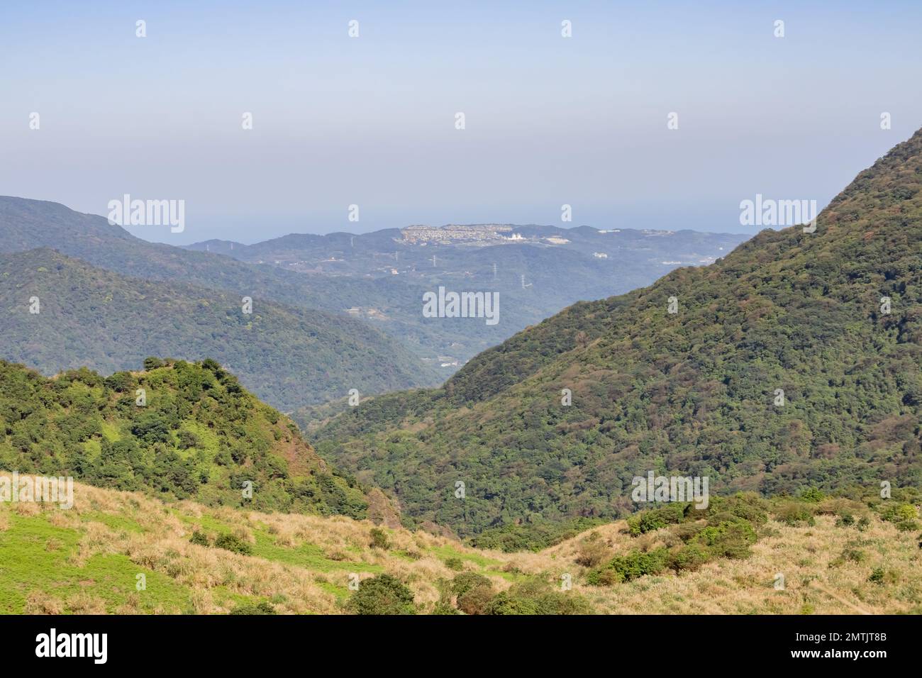 Vista aerea del paesaggio del Parco Nazionale di Yangmingshan a Taipei, Taiwan Foto Stock