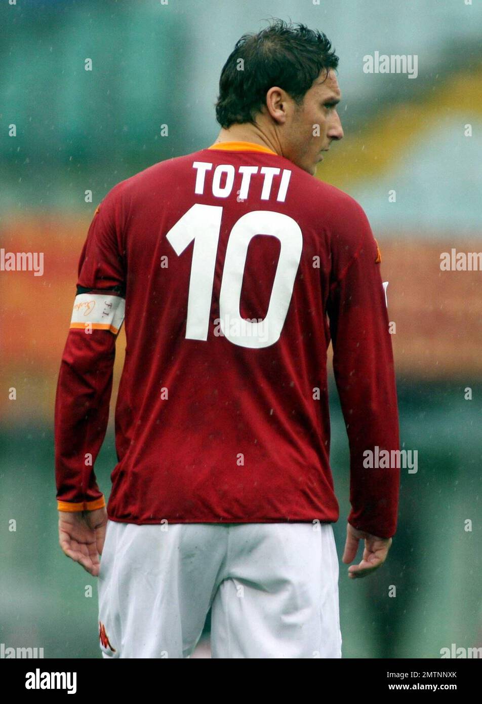Il giocatore di Roma Francesco Totti nella partita Roma-Empoli per la Serie A calcio italiano allo Stadio Olimpico. Roma ha vinto la partita 2-1. Roma, Italia. 3/22/08. Foto Stock