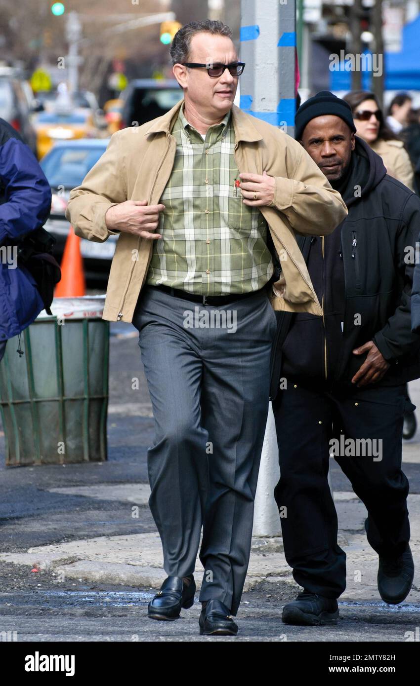 Tom Hanks filma scene sul set di "estremamente rumoroso e incredibilmente chiuso". Il nuovo film, che ospita anche Sandra Bullock, John Goodman e James Gandolfini, è in arrivo nei teatri nel 2012. New York, NY. 3/16/11. Foto Stock