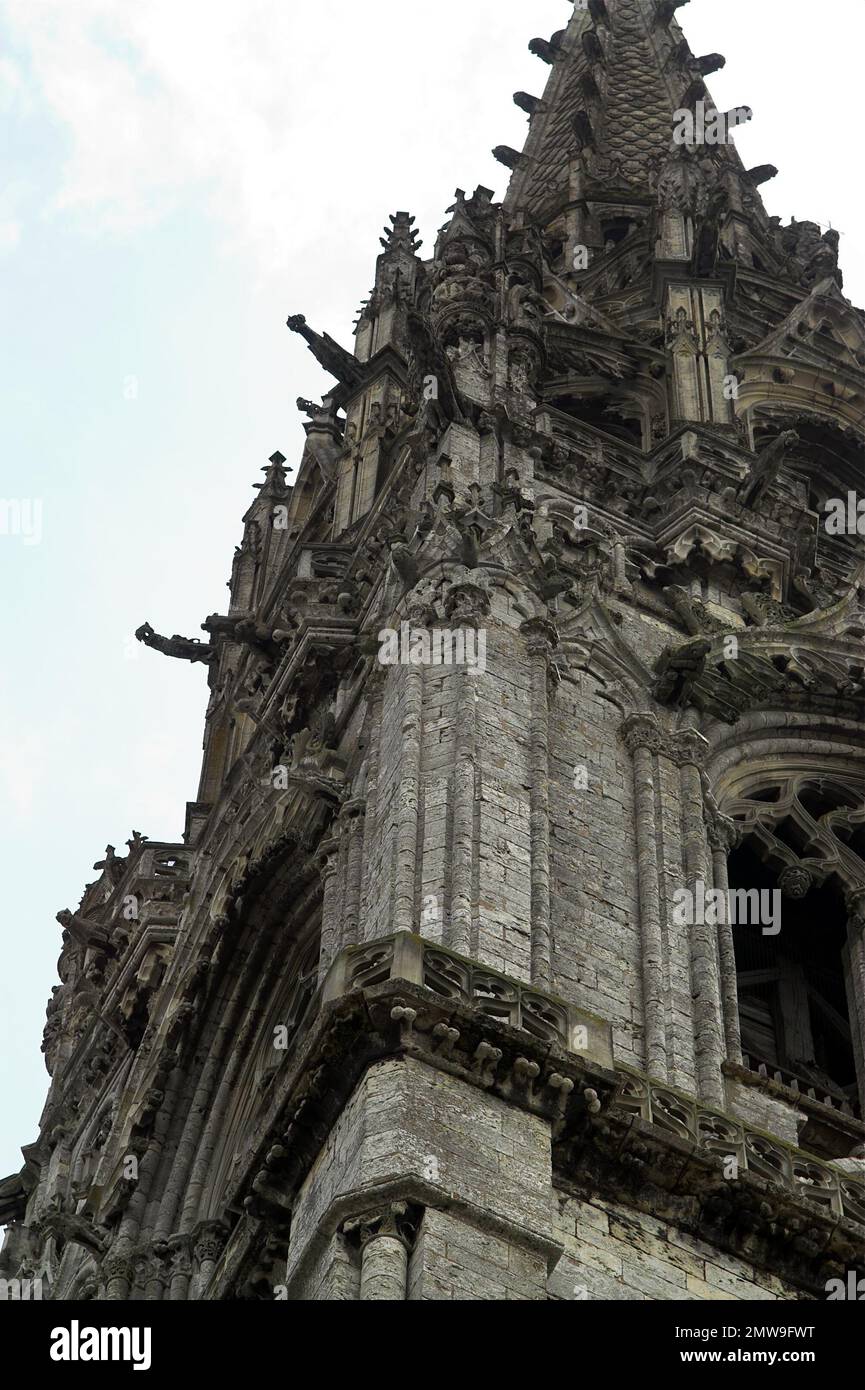 Chartres Francja France Frankreich, Cathédrale Notre-Dame, Cattedrale di nostra Signora, Kathedrale, frammento di torre nord tardo gotico, Spätgotischer Nordturm Foto Stock