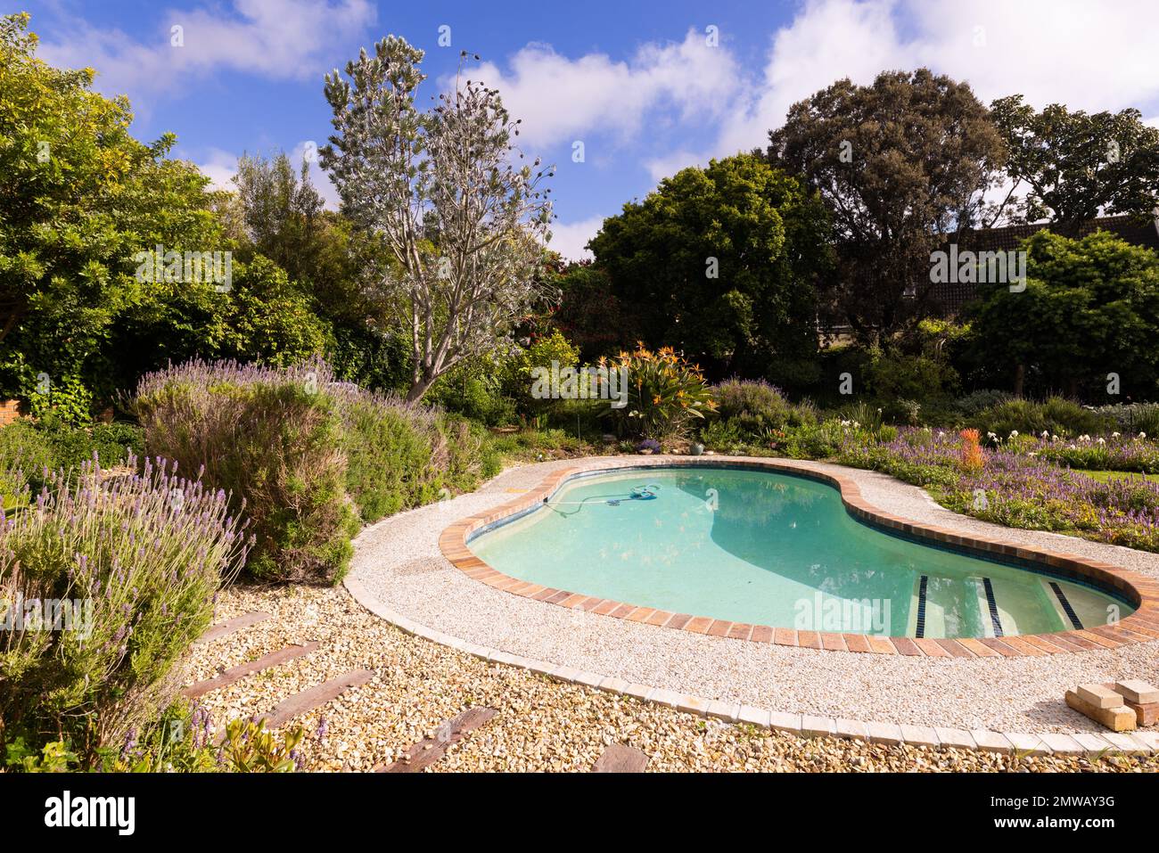 Cortile di ghiaia immagini e fotografie stock ad alta risoluzione - Alamy