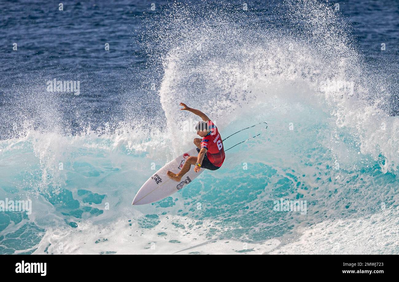 Haleiwa, HI, Stati Uniti. 1st Feb, 2023. Callum Robinson ha mostrato al Billabong Pro Pipeline Men's Round 1 del 2023 al Banzai Pipeline di Haleiwa, HI, il 1 febbraio 2023. Credit: Erik Kabik Photography/Media Punch/Alamy Live News Foto Stock