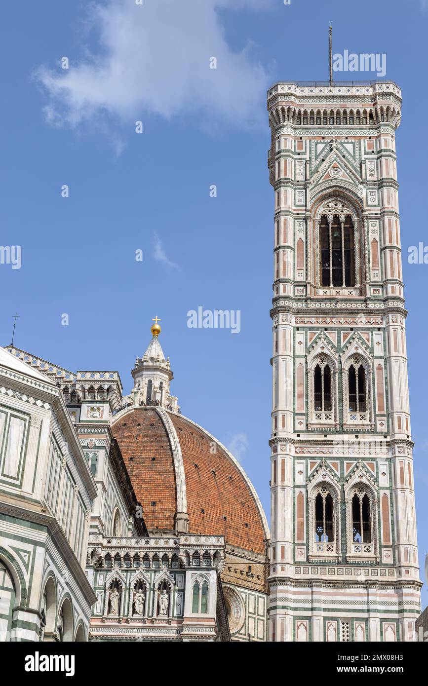 Primo piano del Duomo di Firenze a Firenze, Toscana, Italia, in una giornata di sole in primavera. Foto Stock
