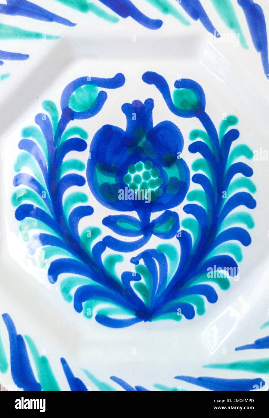Fajalauza ceramica design, originariamente sviluppato nel quartiere Albaicin di Granada, Spagna. Foto Stock