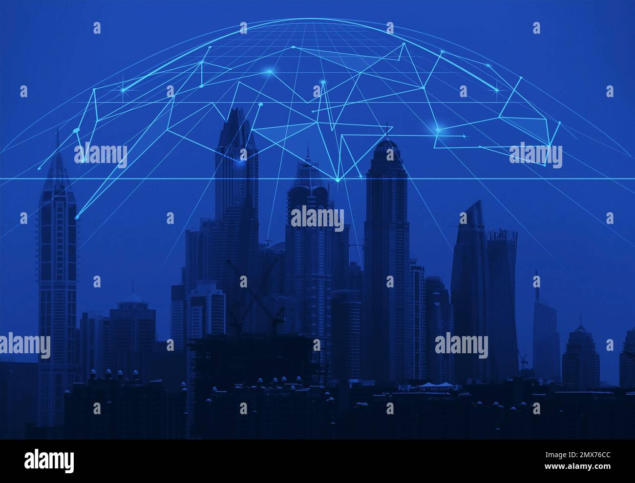 Linee di collegamento di rete e di paesaggio urbano notturno. Tecnologia cloud Foto Stock