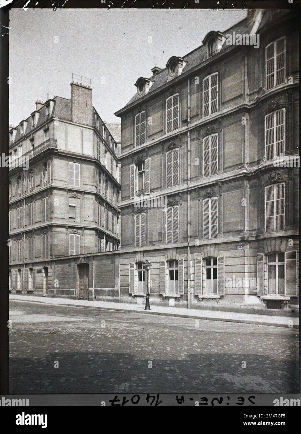Parigi (8th arr.), Francia Rue de Marignan , Foto Stock