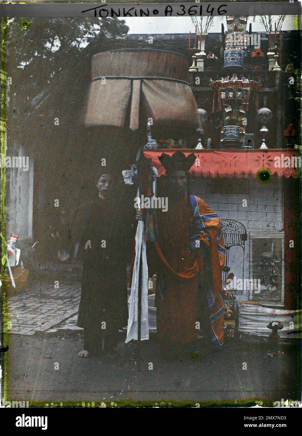 Tonkin, Indocina il Thay-Phu-Thuy prima dell'editto che simboleggia la prigione infernale, Léon Busy in Indocina Foto Stock