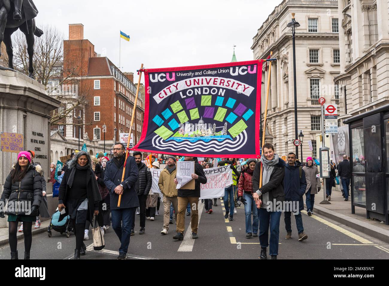 Insegnanti e funzionari pubblici si uniscono allo sciopero di massa sul "walkout Mercoledì", Londra, Regno Unito. 01/02/2023 Foto Stock