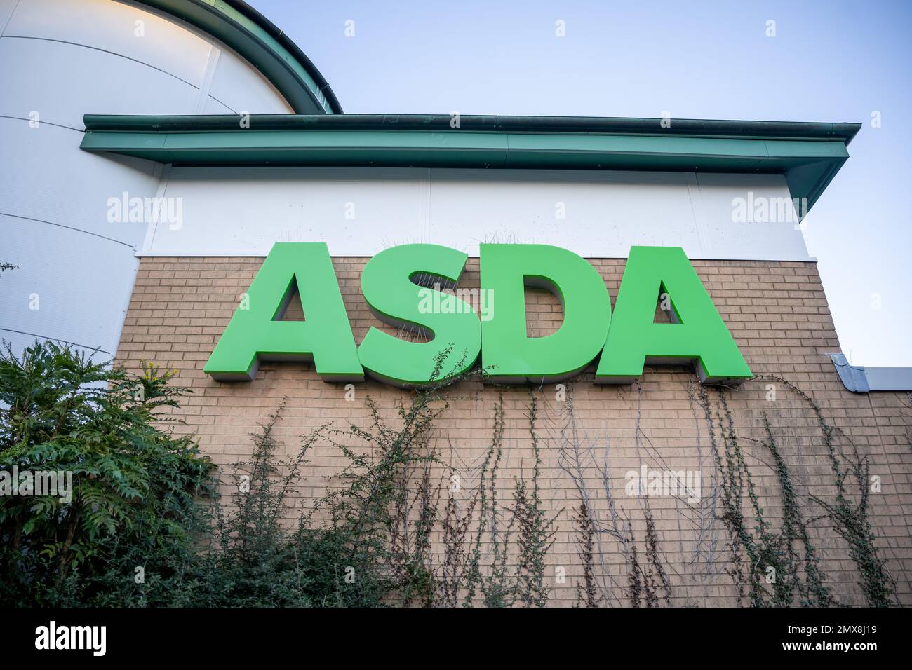 Una vista generale di un cartello di supermercato ASDA. Foto Stock