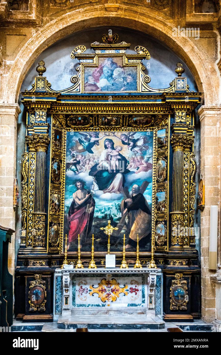 Galleria di pittura all'interno della Cattedrale di Sant'Agata, Gallipoli, Puglia, Gallipoli, Puglia, Italia Foto Stock