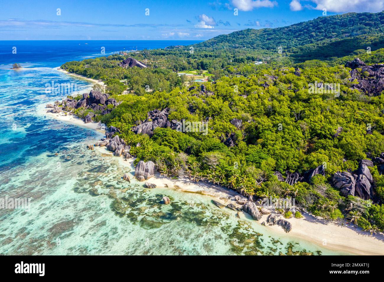 Veduta aerea della spiaggia di Anse Source d'Argent a la Digue, Seychelles Foto Stock