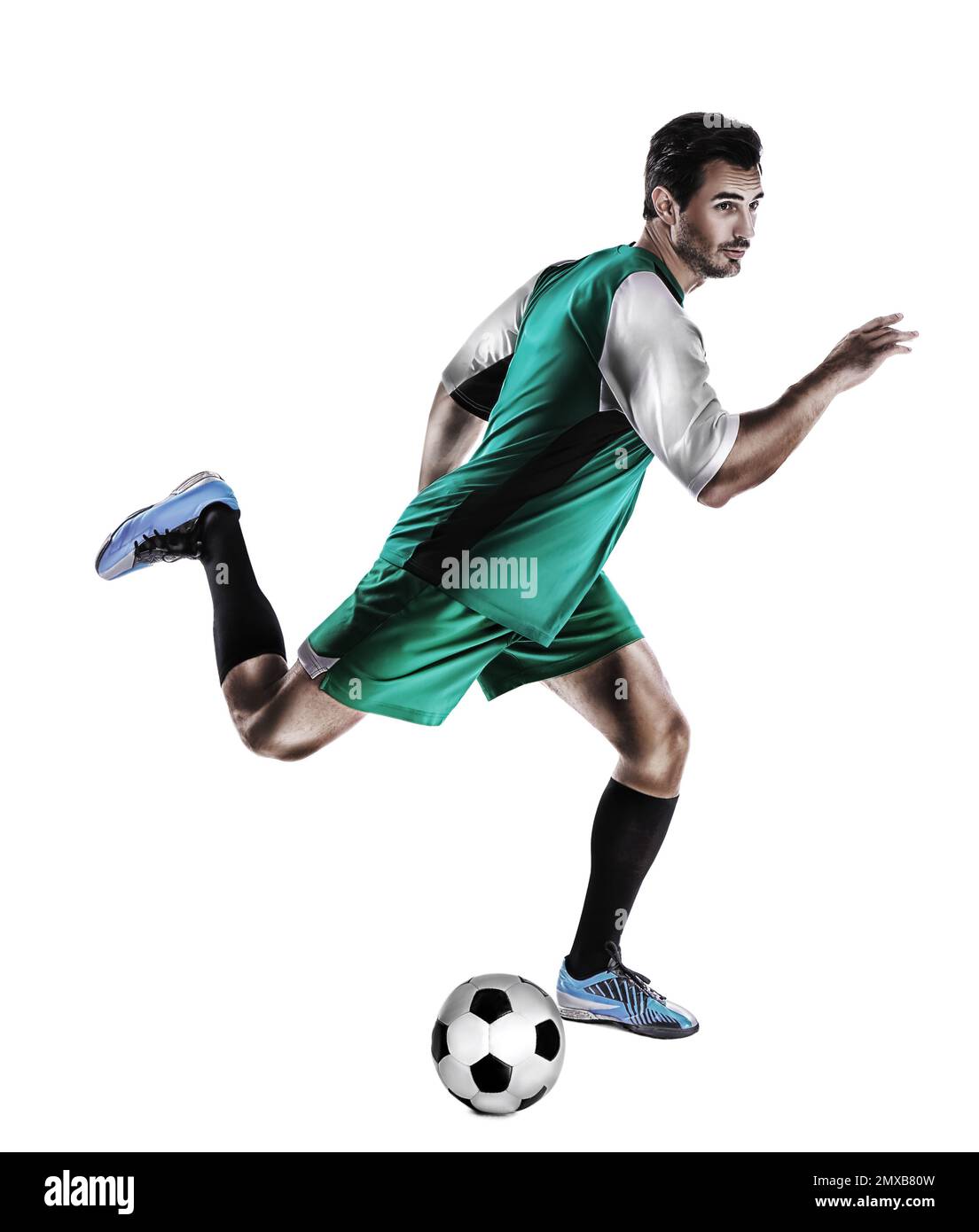 Giovani da stupidi guy in sportswear giocando a calcio isolati su sfondo  bianco Foto stock - Alamy