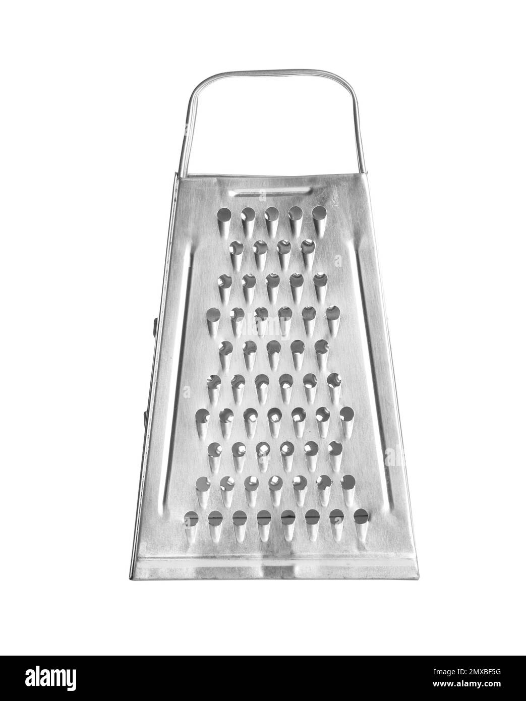 Nuova grattugia pulita isolata su bianco. Utensili da cucina Foto Stock