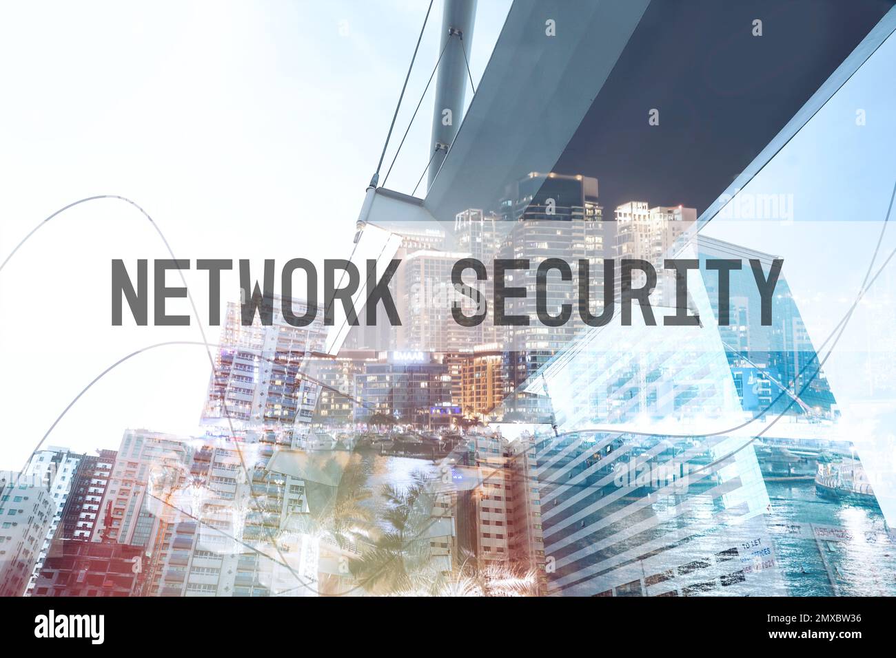 Concetto di protezione della rete. Doppia esposizione di diversi paesaggi urbani Foto Stock