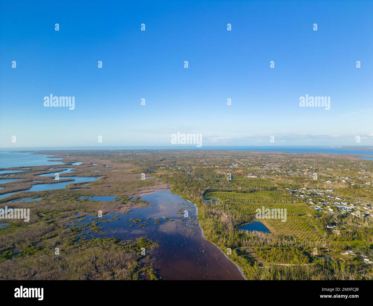Foto aerea di Pine Island dopo l'uragano Ian Foto Stock