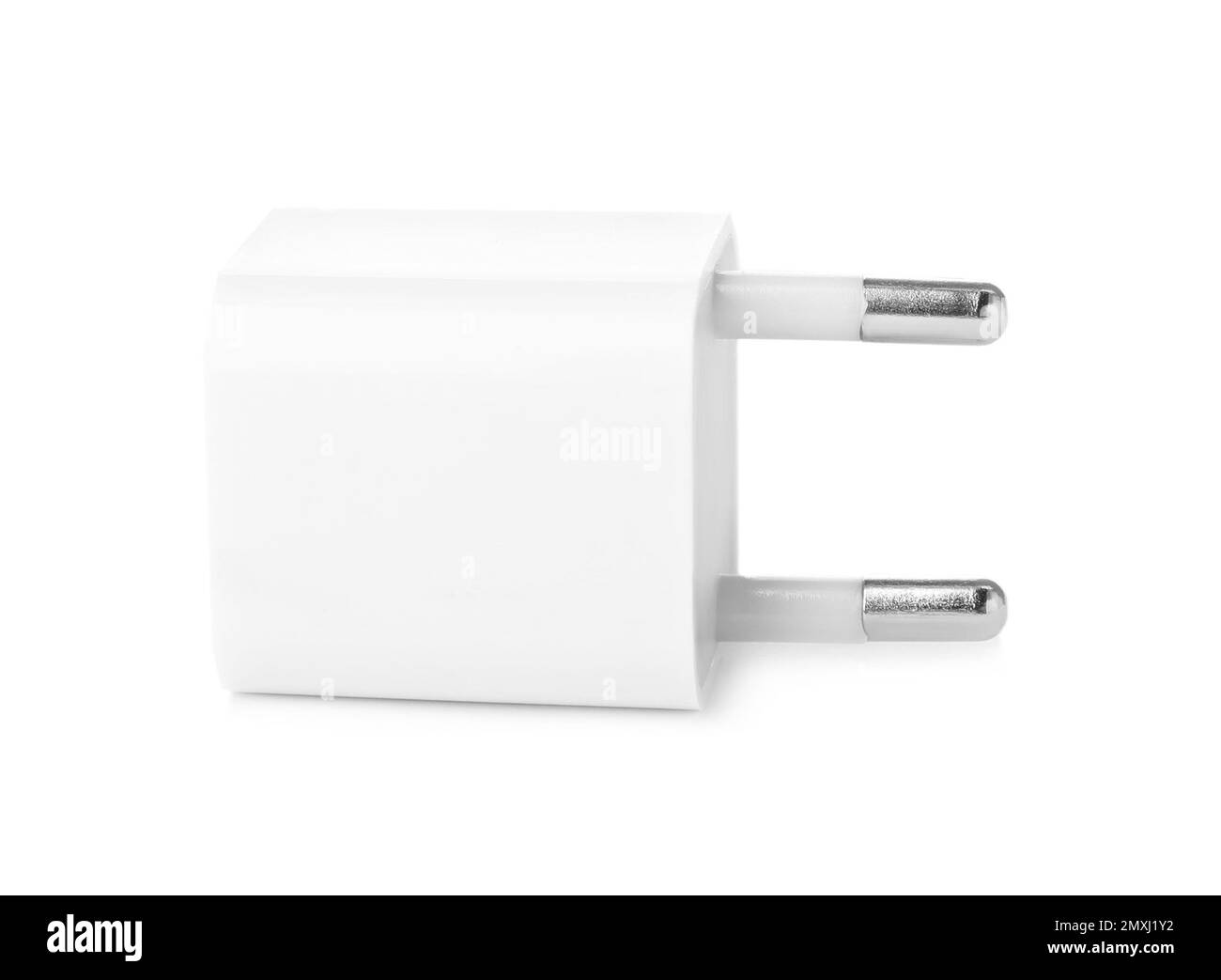 Adattatore di alimentazione USB per la ricarica della batteria isolato su bianco Foto Stock