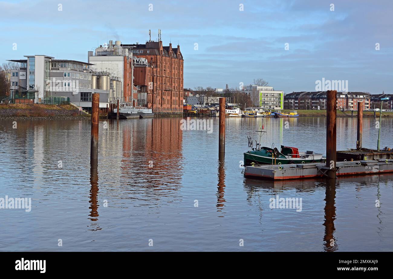 Billwerder Bay con magazzino storico e architettura industriale, Rothenburgsort, Amburgo, Germania, Europa Foto Stock