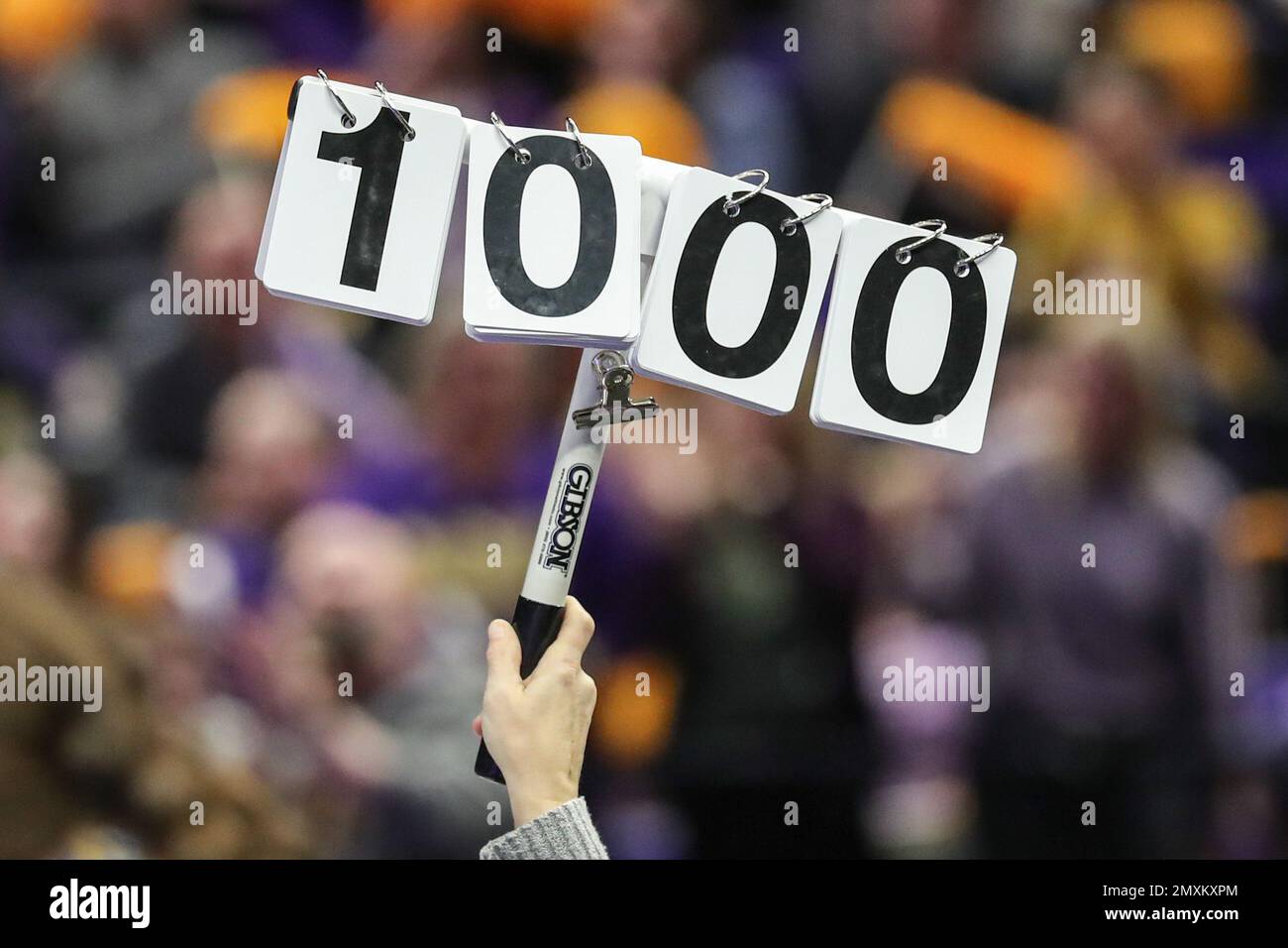 3 febbraio 2023: Aleah Finnegan della LSU esegue la sua routine di piano e riceve un perfetto 10 durante l'azione di ginnastica NCAA tra i Georgia Bulldogs e le LSU Tigers al Pete Maravich Assembly Center a Baton Rouge, LA. Jonathan Mailhes/CSM Foto Stock