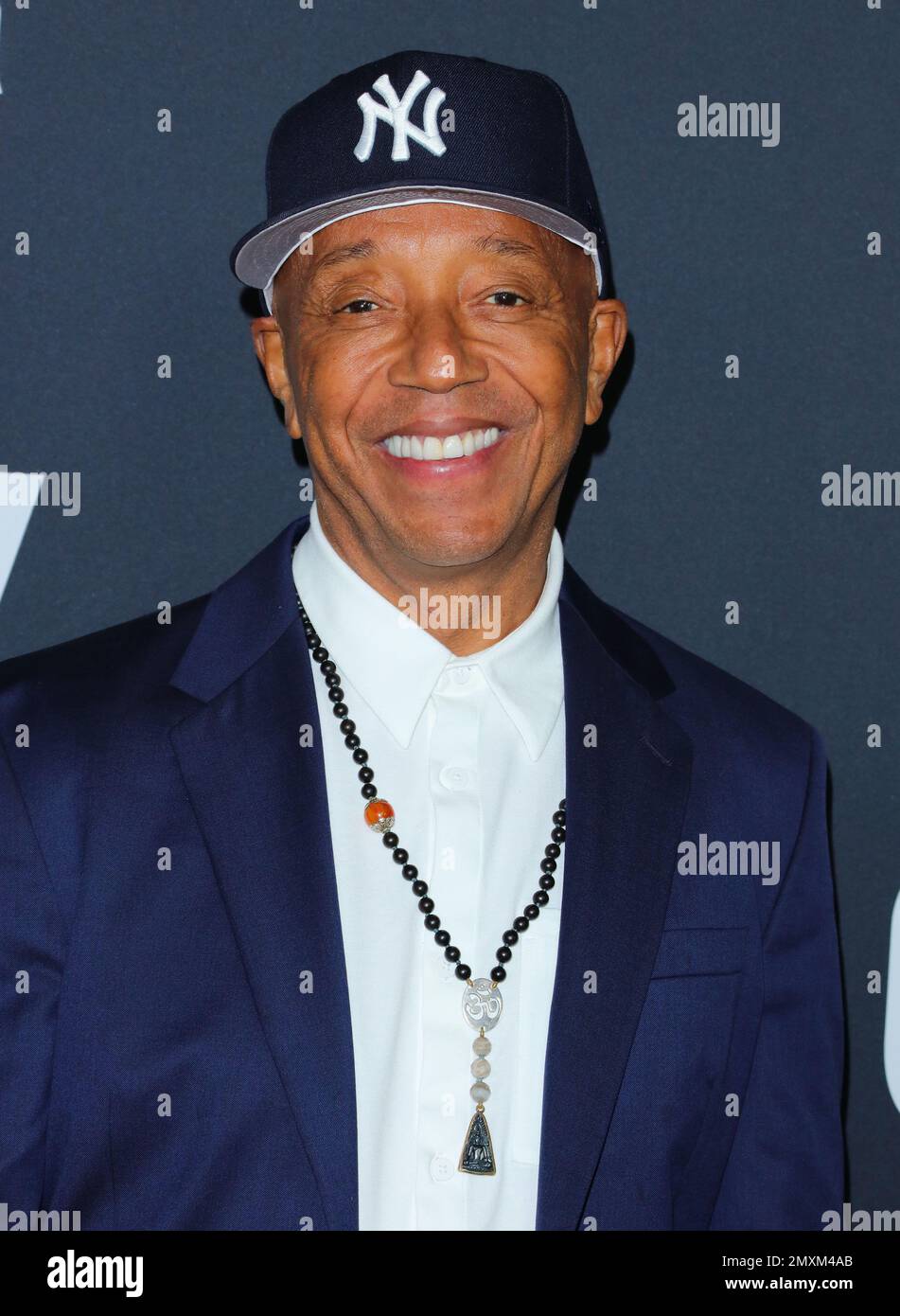 Los Angeles, Stati Uniti. 03rd Feb, 2023. Russell Simmons arriva al Musicares persons of the Year Gala che si tiene presso il Convention Center di Los Angeles, California, venerdì 3 febbraio 2023. (Foto di Juan Pablo Rico/Sipa USA) Credit: Sipa USA/Alamy Live News Foto Stock