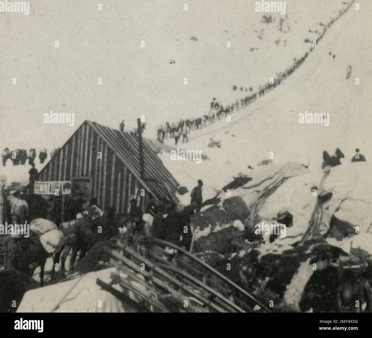 Diretto per i campi d'oro Klondike, Chilkoot Pass, Alaska, USA 1898 Foto Stock