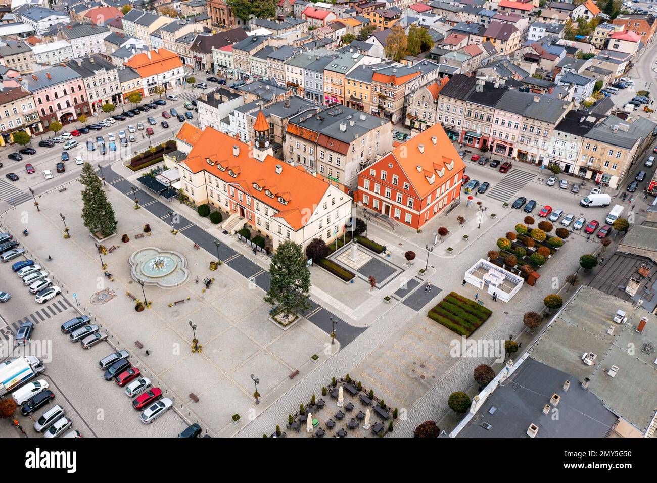 Vista aerea del centro città e del mercato cittadino di Kepno Foto Stock