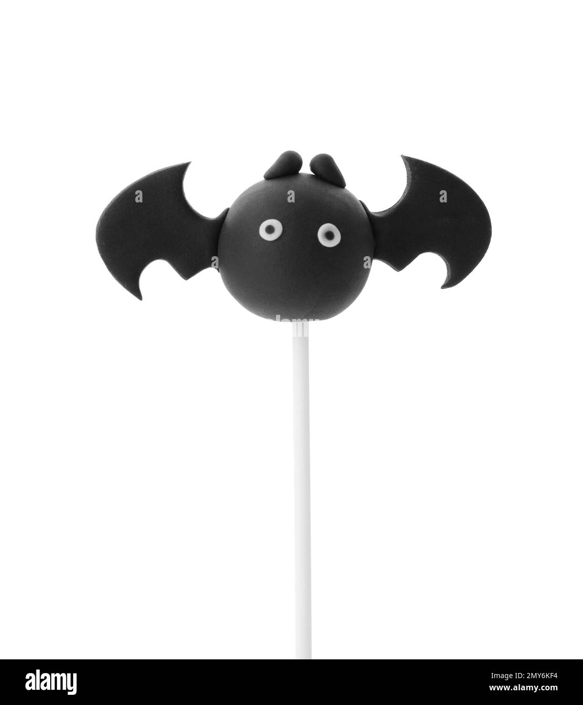 Deliziosa torta BAT pop isolato su bianco. Festa di Halloween Foto Stock