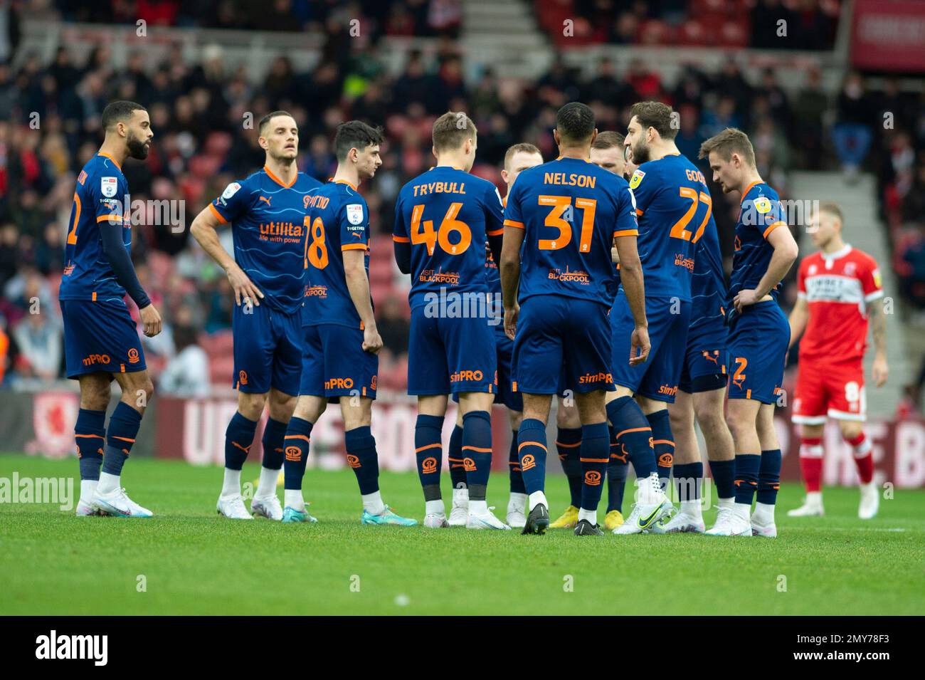 Middlesbrough, Regno Unito. 4th Feb 2023. Giocatore di Blackpool prima del calcio d'inizio alla partita del campionato Sky Bet tra Middlesbrough e Blackpool al Riverside Stadium, Middlesbrough sabato 4th febbraio 2023. (Foto: Trevor Wilkinson | NOTIZIE MI) Credit: NOTIZIE MI & Sport /Alamy Live News Foto Stock