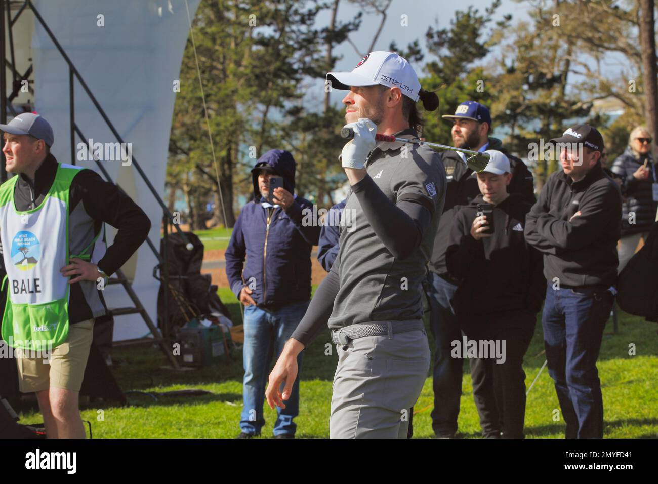 Pebble Beach, California, Stati Uniti. 4th Feb, 2023. Gareth Bale al 12th su Pebble Beach Links durante il terzo round del torneo di golf AT&T Pro-Am 2023, PGA Tour Credit: Motofoto/Alamy Live News Foto Stock